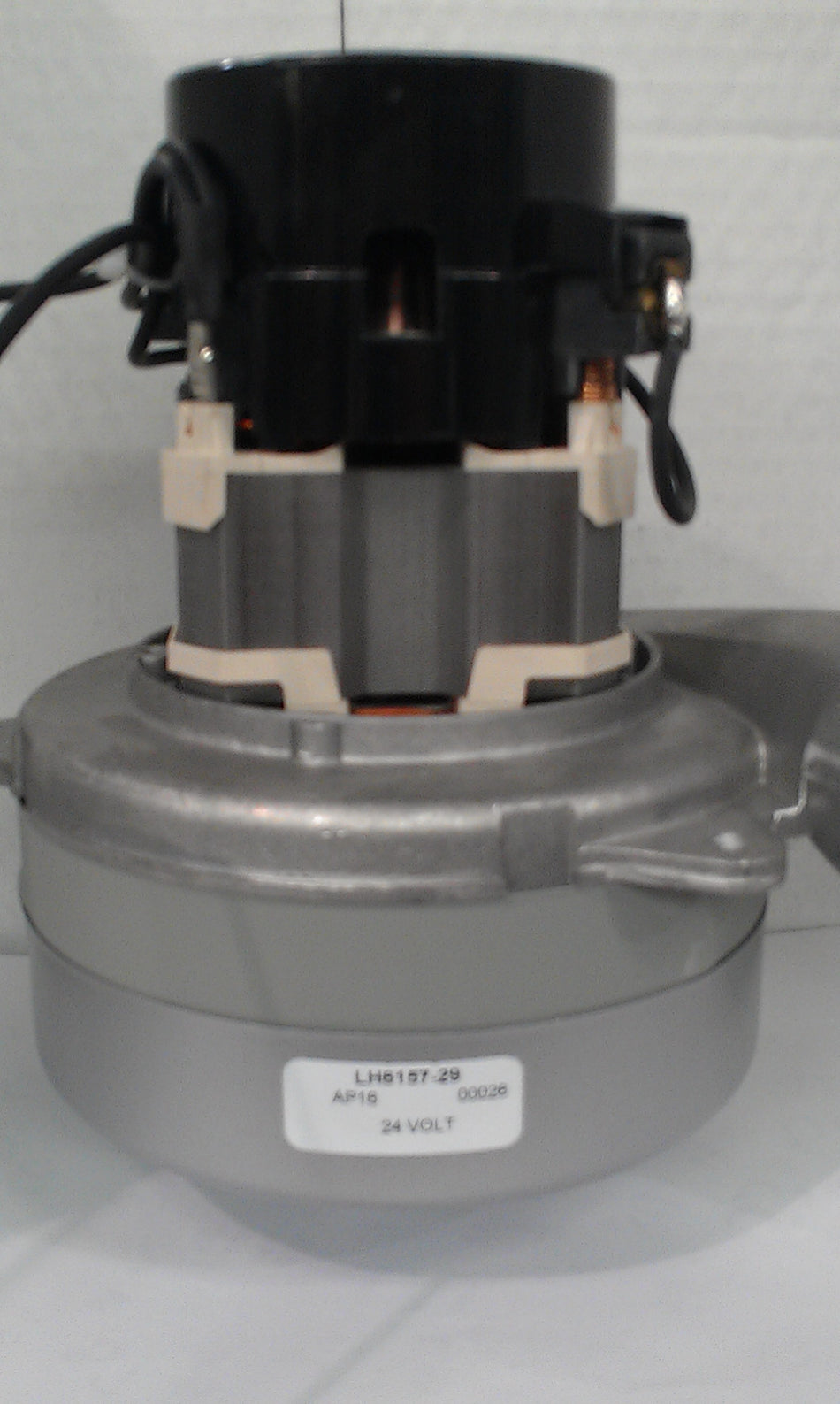 LH6157-29 Lighthouse vacuum motor, 5.7in., 24V, 2 stage
